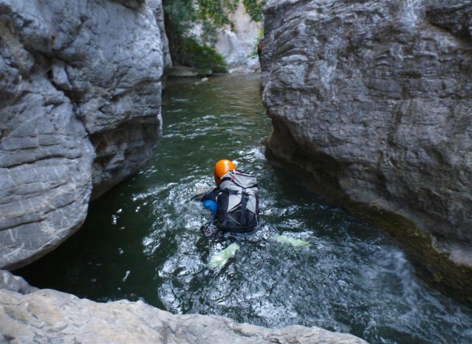СЕМЬЯ МУРАДОВЫХ ВЫБИРАЕТ КРИТ! (Путешествия, каньонинг, canyoning)
