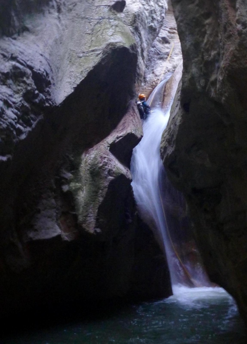 СЕМЬЯ МУРАДОВЫХ ВЫБИРАЕТ КРИТ! (Путешествия, каньонинг, canyoning)