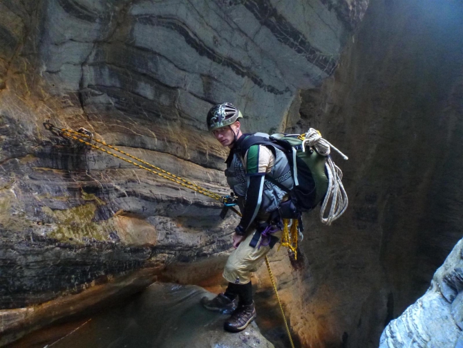 СЕМЬЯ МУРАДОВЫХ ВЫБИРАЕТ КРИТ! (Путешествия, каньонинг, canyoning)