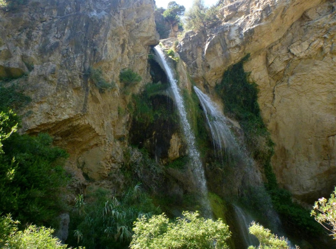 СЕМЬЯ МУРАДОВЫХ ВЫБИРАЕТ КРИТ! (Путешествия, каньонинг, canyoning)