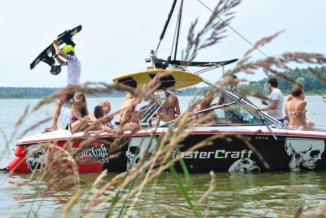 Wake Weekend'12 – семь катеров на Истре (Вода, вейкбординг, вейксерфинг)