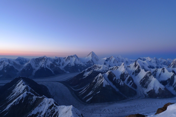 Южный Иныльчек 2010. Победа, попытка №1 (до Важи и обратно, Альпинизм, звездочка, важа пшавела, тянь-шань)