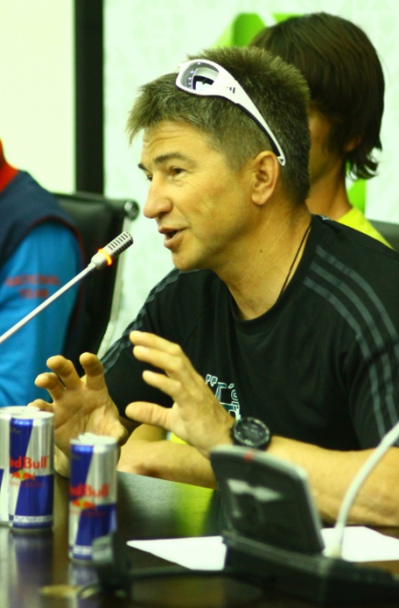 Прыжок Валерия Розова с Ушбы и итоговая пресс-конференции экспедиции. (Альпинизм, хворостенко. сенф, лебанидзе, джапаридзе, ушба, ручкин, base)