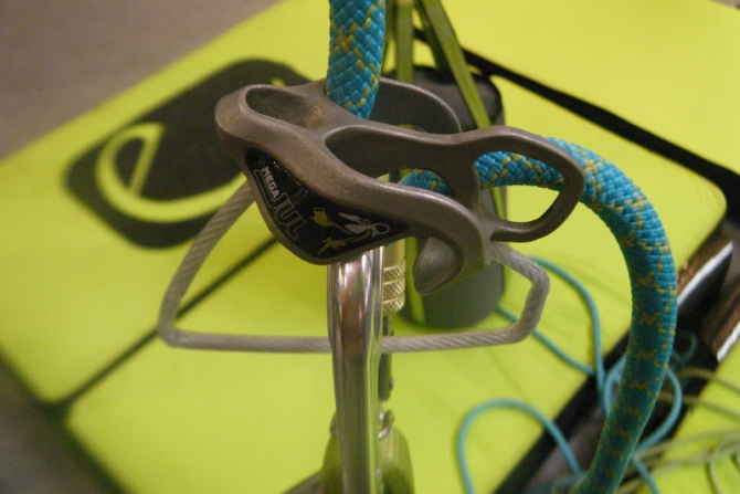 Новое автоблокирующее устройство от Edelrid на выставке в Outdoor в Германии (Альпинизм, выставка, страховка, гид-платы)