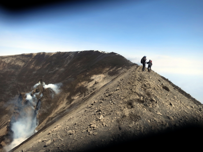 КАМЧАТКА 2012. Вершина Камень. Дневник экспедиции. Часть 2. (Альпинизм, в. камень, ключевская сопка, камчатская федерация альпинизма и скалолазания, поисково-спасательный отряд камчатского края)