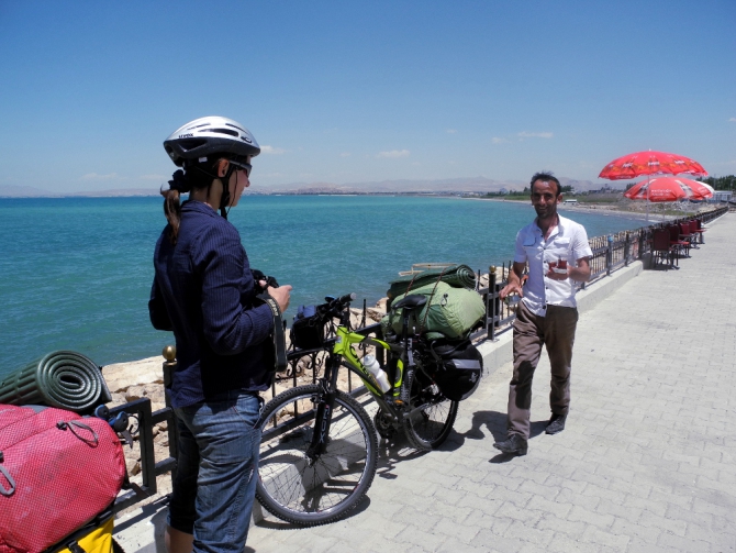 Велопоход по Турции, часть 1: озеро Ван и вулкан Сюпхан (Путешествия, турция, арарат, горы)