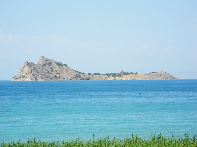 Велопоход по Турции, часть 1: озеро Ван и вулкан Сюпхан (Путешествия, турция, арарат, горы)