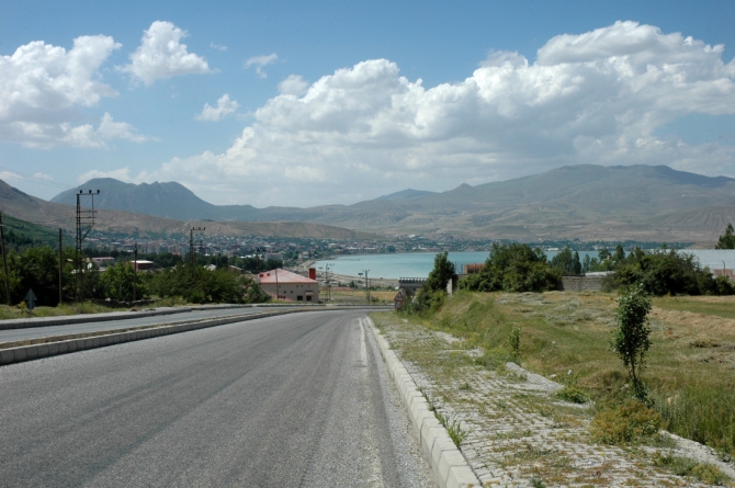 Велопоход по Турции, часть 1: озеро Ван и вулкан Сюпхан (Путешествия, турция, арарат, горы)