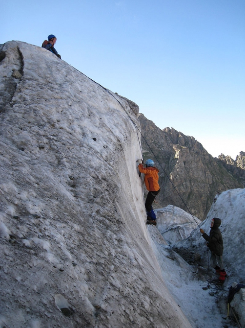 Реалии учебного альпинизма. День сегодняшний (правила горовосхождений, учебный альпинизм, учебные отделения, учебный процесс, младшие разрядники)