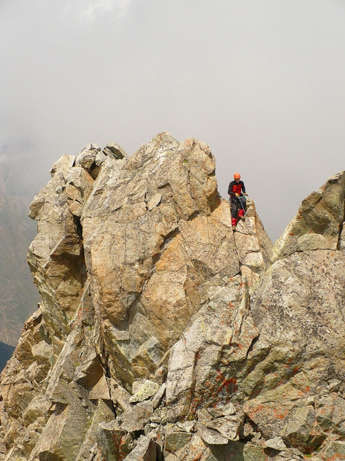 Реалии учебного альпинизма. День сегодняшний (правила горовосхождений, учебный альпинизм, учебные отделения, учебный процесс, младшие разрядники)
