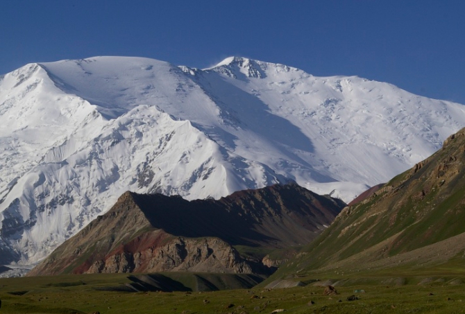 С пика Ленина на сноуборде. (Бэккантри/Фрирайд, оксана чекулаева, экспедиции, горы, пик ленина, фрирайд)