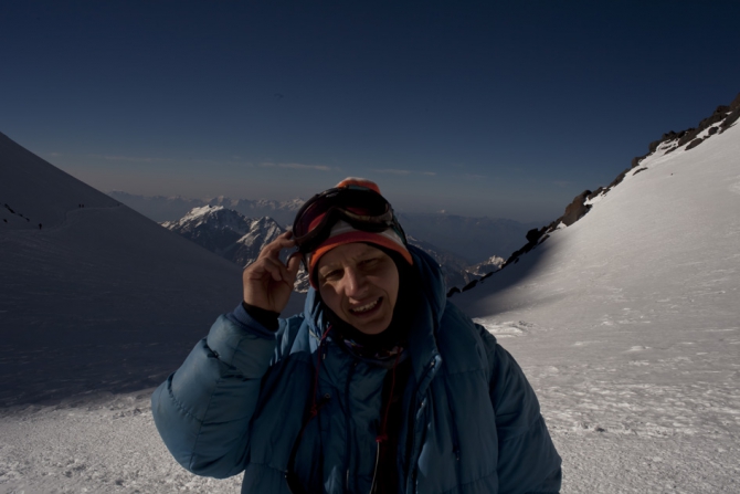 КАЗБЕК- ЭЛЬБРУС. Июльский дуплет . Текст отчёта. (Бэккантри/Фрирайд, гергетский ледник, дарьяльское ущелье, казбеги, иком, игорь комаров, вершина, терскол, лиза паль, восхождение, чегет, альпинизм)