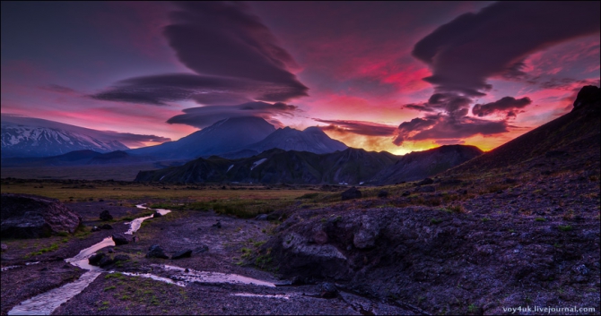 Камчатка. Где-то на краю света. (Путешествия, бтти, безымянный, быстрая малкинская, ключевская группа вулканов, ключевской парк, ленинградка, марс, мёртвый лес, северные прорывы, толбачик, толбачинское кольцо, вулканы, мини долина гейзеров)