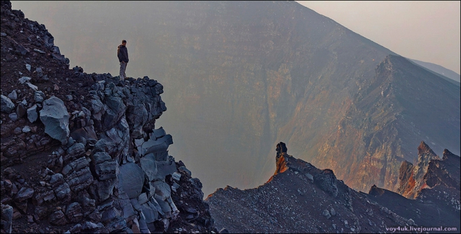 Камчатка. Где-то на краю света. (Путешествия, бтти, безымянный, быстрая малкинская, ключевская группа вулканов, ключевской парк, ленинградка, марс, мёртвый лес, северные прорывы, толбачик, толбачинское кольцо, вулканы, мини долина гейзеров)