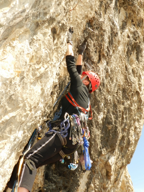 Осень. Птицы собираются на юг, а альпинисты – в Крым. Причины тяжелых травм при прохождении маршрутов в Крыму. (Альпинизм, альпинизм, скалолазание, горная школа, несчастные случаи)