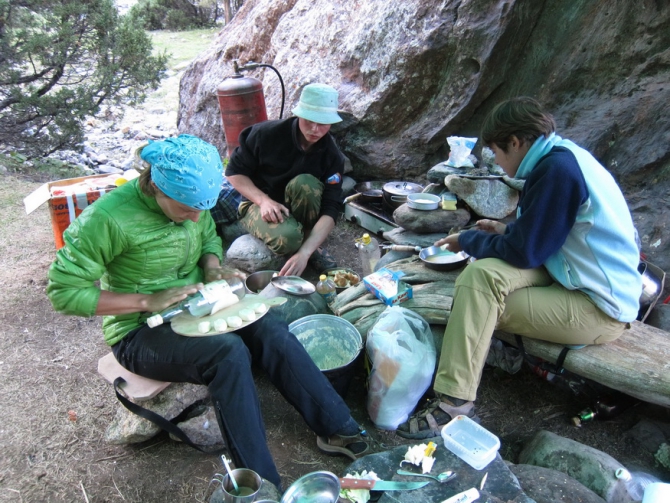 4810. Пока незачёт. (Альпинизм, альпиндустрия, венто, фаисм, нпф баск)