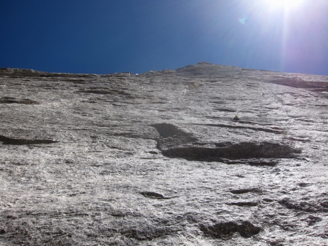 4810. Пока незачёт. (Альпинизм, альпиндустрия, венто, фаисм, нпф баск)