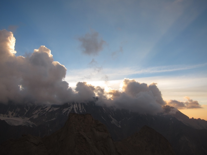 4810. Пока незачёт. (Альпинизм, альпиндустрия, венто, фаисм, нпф баск)