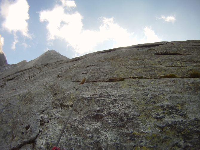 Соло на Северо-Восточную стену PIZ BADILE. (Альпинизм, odintsov, денис одинцов, пиц бадиль, solo, пиц бадиле, швейцария)