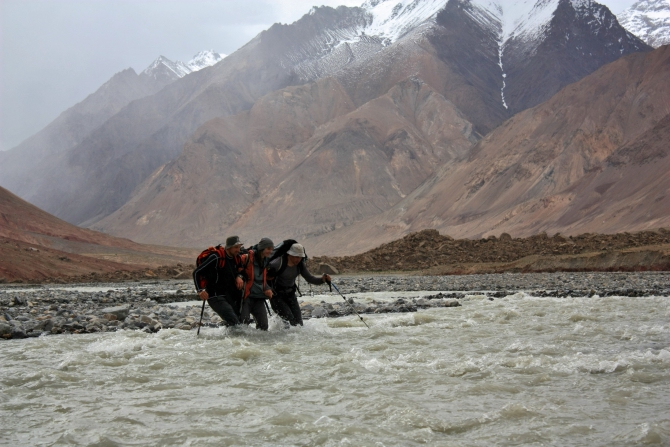 Памирские беглецы (Альпинизм, каракуль, зорташ, пик советских офицеров, восточный памир, музкол, маи)