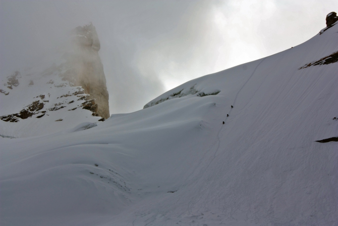 Памирские беглецы (Альпинизм, каракуль, зорташ, пик советских офицеров, восточный памир, музкол, маи)