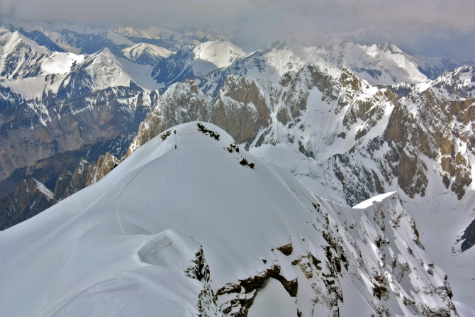 Памирские беглецы (Альпинизм, каракуль, зорташ, пик советских офицеров, восточный памир, музкол, маи)