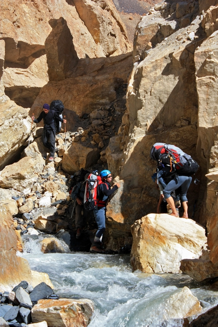 Памирские беглецы (Альпинизм, каракуль, зорташ, пик советских офицеров, восточный памир, музкол, маи)