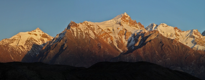 Памирские беглецы (Альпинизм, каракуль, зорташ, пик советских офицеров, восточный памир, музкол, маи)
