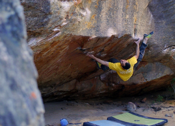 "Хвататься ногами". Speedster от La Sportiva. (Скалолазание, магазин старт-1 в ддс)