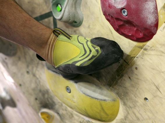 "Хвататься ногами". Speedster от La Sportiva. (Скалолазание, магазин старт-1 в ддс)