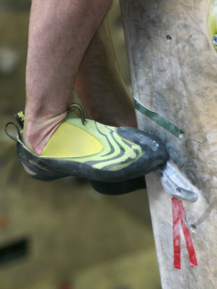 "Хвататься ногами". Speedster от La Sportiva. (Скалолазание, магазин старт-1 в ддс)