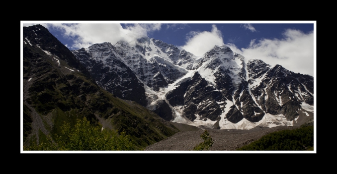 КАЗБЕК- ЭЛЬБРУС..июльский дуплет ФОТО-ВАРИАНТ отчёта (Альпинизм, альпинизм, чегет, восхождение, лиза паль, терскол, вершина, игорь комаров, иком, казбеги, дарьяльское ущелье, гергетский ледник)
