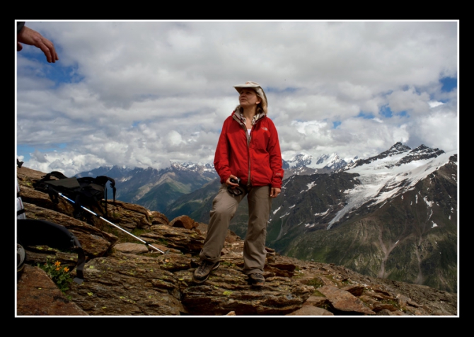 КАЗБЕК- ЭЛЬБРУС..июльский дуплет ФОТО-ВАРИАНТ отчёта (Альпинизм, альпинизм, чегет, восхождение, лиза паль, терскол, вершина, игорь комаров, иком, казбеги, дарьяльское ущелье, гергетский ледник)