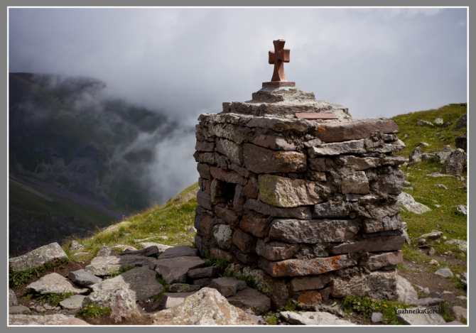 КАЗБЕК- ЭЛЬБРУС..июльский дуплет ФОТО-ВАРИАНТ отчёта (Альпинизм, альпинизм, чегет, восхождение, лиза паль, терскол, вершина, игорь комаров, иком, казбеги, дарьяльское ущелье, гергетский ледник)