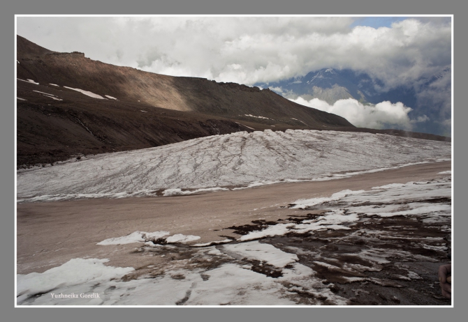 КАЗБЕК- ЭЛЬБРУС..июльский дуплет ФОТО-ВАРИАНТ отчёта (Альпинизм, альпинизм, чегет, восхождение, лиза паль, терскол, вершина, игорь комаров, иком, казбеги, дарьяльское ущелье, гергетский ледник)