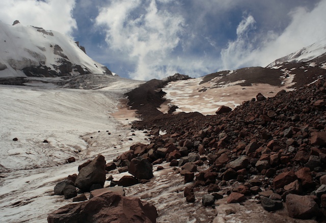 КАЗБЕК- ЭЛЬБРУС..июльский дуплет ФОТО-ВАРИАНТ отчёта (Альпинизм, альпинизм, чегет, восхождение, лиза паль, терскол, вершина, игорь комаров, иком, казбеги, дарьяльское ущелье, гергетский ледник)