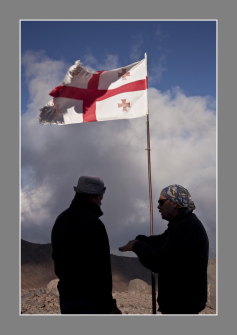 КАЗБЕК- ЭЛЬБРУС..июльский дуплет ФОТО-ВАРИАНТ отчёта (Альпинизм, альпинизм, чегет, восхождение, лиза паль, терскол, вершина, игорь комаров, иком, казбеги, дарьяльское ущелье, гергетский ледник)