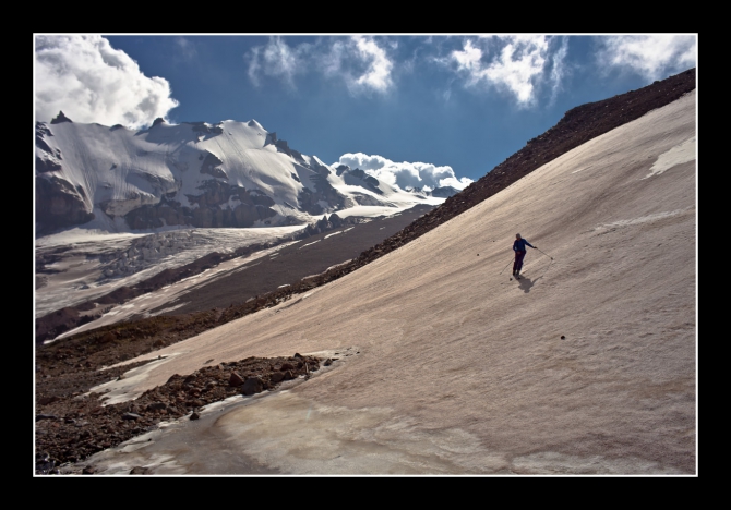 КАЗБЕК- ЭЛЬБРУС..июльский дуплет ФОТО-ВАРИАНТ отчёта (Альпинизм, альпинизм, чегет, восхождение, лиза паль, терскол, вершина, игорь комаров, иком, казбеги, дарьяльское ущелье, гергетский ледник)