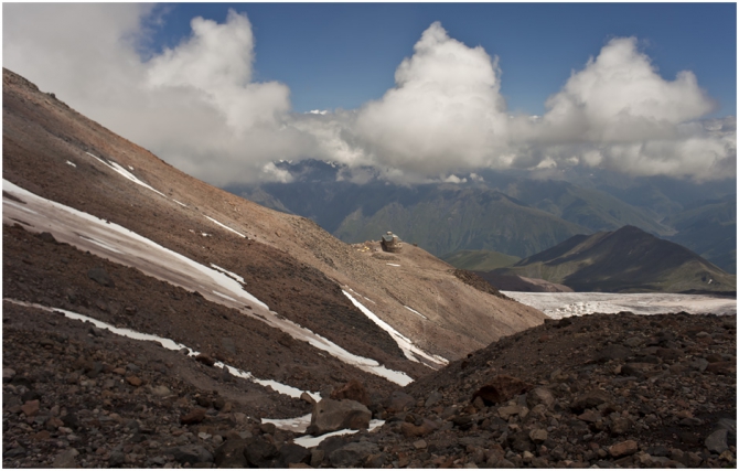 КАЗБЕК- ЭЛЬБРУС..июльский дуплет ФОТО-ВАРИАНТ отчёта (Альпинизм, альпинизм, чегет, восхождение, лиза паль, терскол, вершина, игорь комаров, иком, казбеги, дарьяльское ущелье, гергетский ледник)
