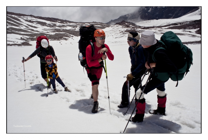 КАЗБЕК- ЭЛЬБРУС..июльский дуплет ФОТО-ВАРИАНТ отчёта (Альпинизм, альпинизм, чегет, восхождение, лиза паль, терскол, вершина, игорь комаров, иком, казбеги, дарьяльское ущелье, гергетский ледник)