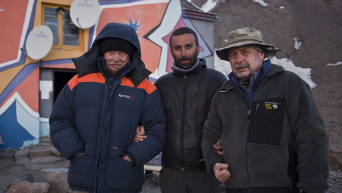 КАЗБЕК- ЭЛЬБРУС..июльский дуплет ФОТО-ВАРИАНТ отчёта (Альпинизм, альпинизм, чегет, восхождение, лиза паль, терскол, вершина, игорь комаров, иком, казбеги, дарьяльское ущелье, гергетский ледник)