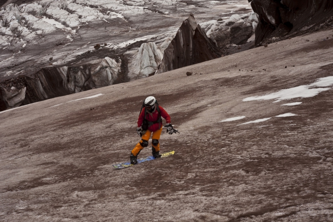 КАЗБЕК- ЭЛЬБРУС..июльский дуплет ФОТО-ВАРИАНТ отчёта (Альпинизм, альпинизм, чегет, восхождение, лиза паль, терскол, вершина, игорь комаров, иком, казбеги, дарьяльское ущелье, гергетский ледник)