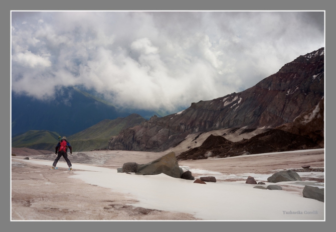 КАЗБЕК- ЭЛЬБРУС..июльский дуплет ФОТО-ВАРИАНТ отчёта (Альпинизм, альпинизм, чегет, восхождение, лиза паль, терскол, вершина, игорь комаров, иком, казбеги, дарьяльское ущелье, гергетский ледник)