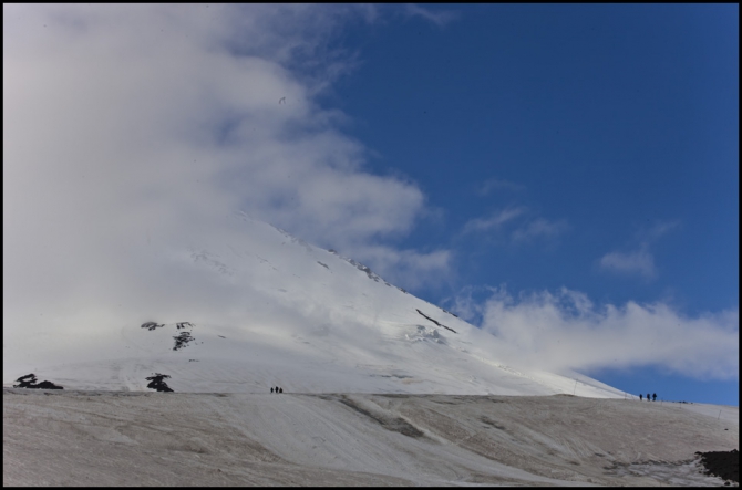 КАЗБЕК- ЭЛЬБРУС..июльский дуплет ФОТО-ВАРИАНТ отчёта (Альпинизм, альпинизм, чегет, восхождение, лиза паль, терскол, вершина, игорь комаров, иком, казбеги, дарьяльское ущелье, гергетский ледник)
