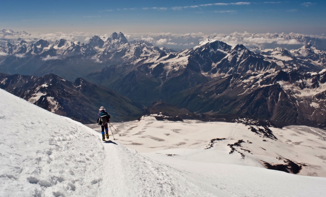 КАЗБЕК- ЭЛЬБРУС..июльский дуплет ФОТО-ВАРИАНТ отчёта (Альпинизм, альпинизм, чегет, восхождение, лиза паль, терскол, вершина, игорь комаров, иком, казбеги, дарьяльское ущелье, гергетский ледник)