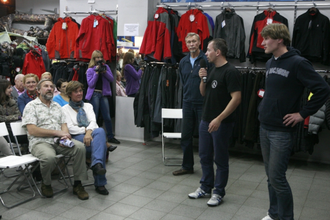 Музтаг Тауэр 2012. Первая встреча. Клуб "7 вершин" 27.09.12. (Альпинизм, чемпионат россии, баск, фаис москвы, alexika, альпиндустрия, muztagh tower, венто, клуб семь вершин, каракорум)