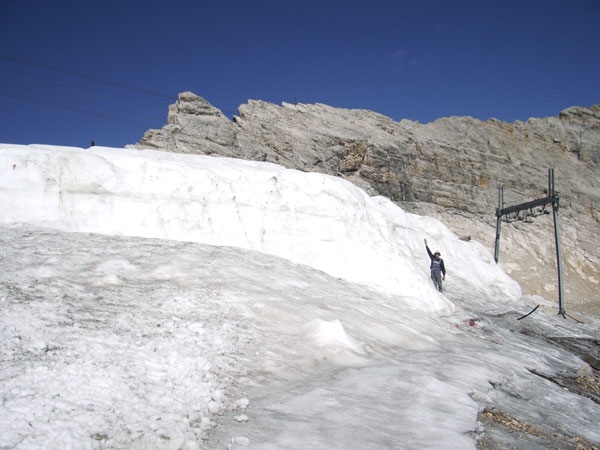 Как спасают ледники на высшей точки Германии. (альпы, цугшпитце, германия, экология)