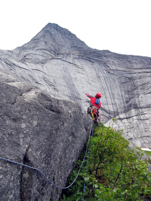 Stetind North Face. "Женская Логика" (Альпинизм, норвегия, первопроход, чибиток, коптева, krukonogi, norway, salewa)