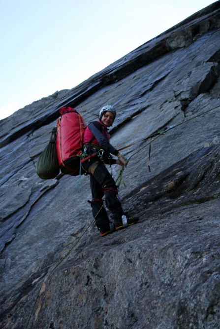 Stetind North Face. "Женская Логика" (Альпинизм, норвегия, первопроход, чибиток, коптева, krukonogi, norway, salewa)