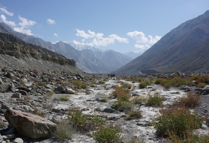 Овражинг на Сауксае или еще один вид экстремальной активности. (Альпинизм, минджар, кузгун, сауксай, пик ленина, маи)